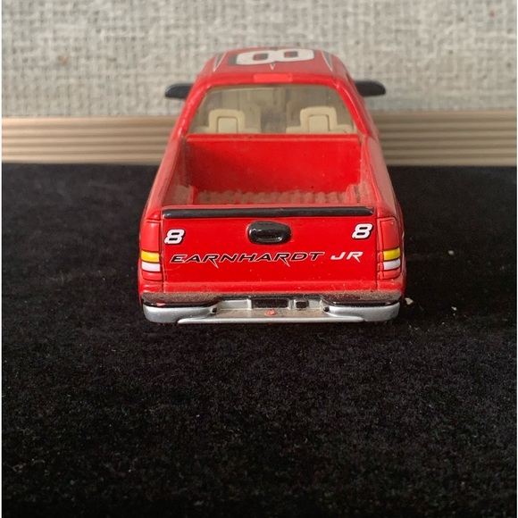 Earnhardt 2003 Chevy Truck - Picture 5 of 9